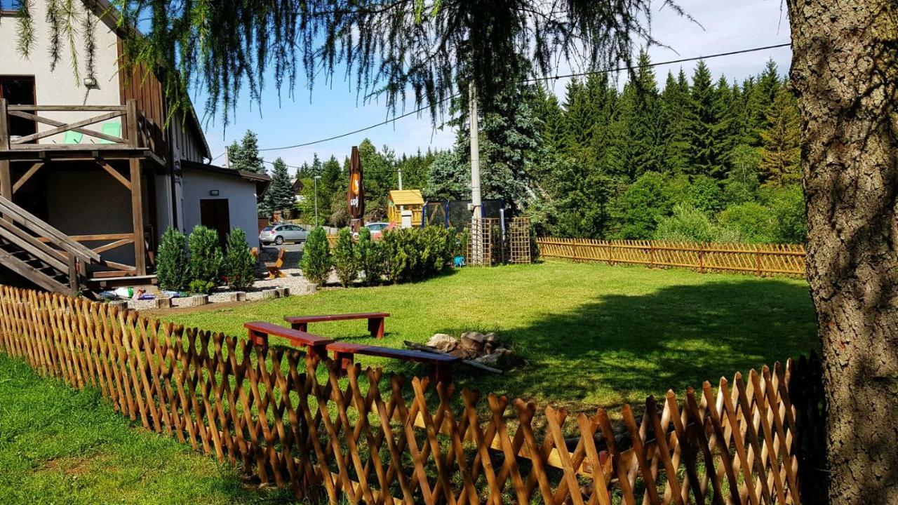 Penzion Studanka, Klíny Buitenkant foto